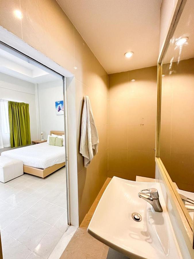 Favorite Place Hotel 3*